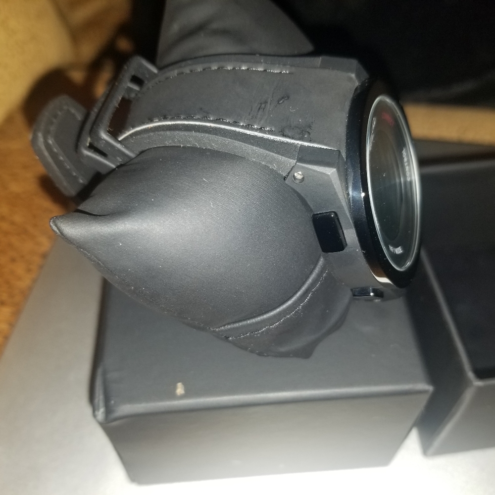 Watch - Picture 4 of 7